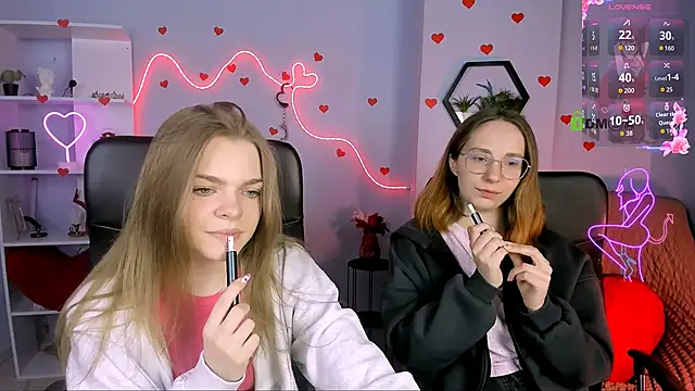 veronica bubble online show from April 2026 07:23:01 PM