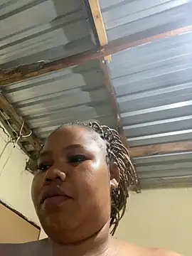 Curvycandy95 online show from May 2026 06:20:02 AM