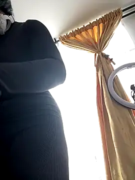 AlannaEvons online show from December 2025 03:09:02 PM