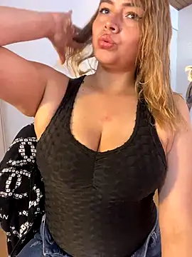 Snapshot of SalomeCooper_ chatting on September 2025 02:28:01 PM SalomeCooper online show from September 2025 02:28:01 PM