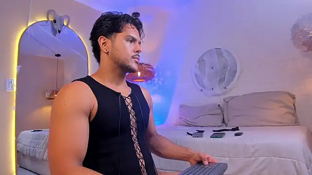 Snapshot of thiago_mercer chatting on October 2025 10:06:01 AM thiago mercer online show from October 2025 10:06:01 AM