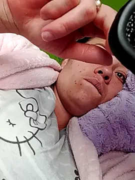 Snapshot of _honey12 chatting on October 2025 12:25:01 PM honey12 online show from October 2025 12:25:01 PM