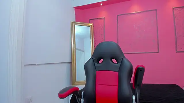 kendall roous online show from September 2025 07:24:02 PM