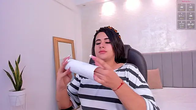 kendall roous online show from September 2025 08:31:01 PM