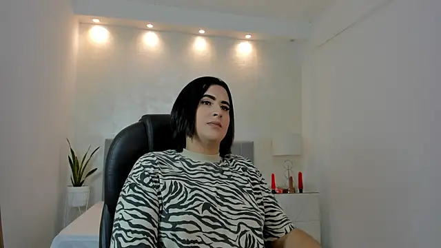 kendall roous online show from October 2025 07:25:02 PM