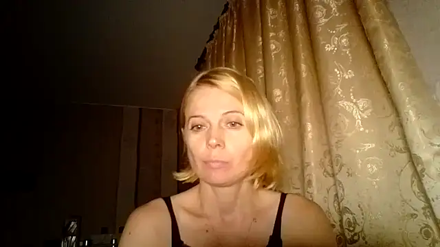 Snapshot of LiluXRose chatting on September 2025 08:34:02 PM LiluXRose online show from September 2025 08:34:02 PM