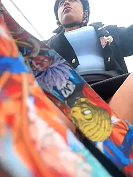 -Mia1 online show from October 2025 03:34:04 PM