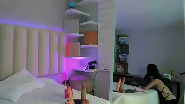 Maraia Ford online show from October 2025 08:17:01 PM