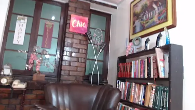 Snapshot of emma_ayala chatting on September 2025 07:15:02 PM emma ayala online show from September 2025 07:15:02 PM