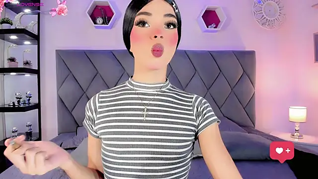 Amira Ember online show from June 2026 08:31:02 PM