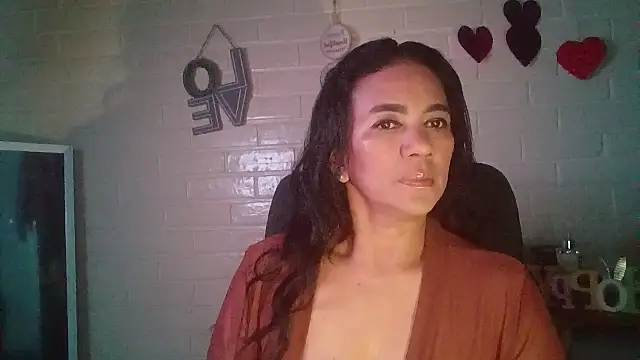 MiiaVelasquez online show from March 2026 05:07:01 AM
