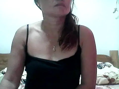 nathalie0045 online show from September 2025 08:00:02 PM