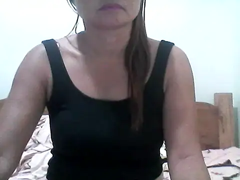 Snapshot of nathalie0045 chatting on April 2026 11:32:01 PM nathalie0045 online show from April 2026 11:32:01 PM