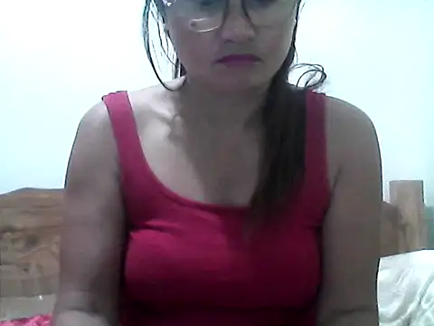 nathalie0045 online show from June 2026 09:37:02 PM