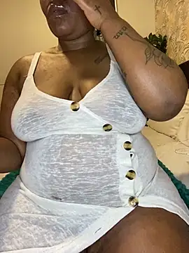 fatpussydallx online show from June 2026 03:38:01 PM