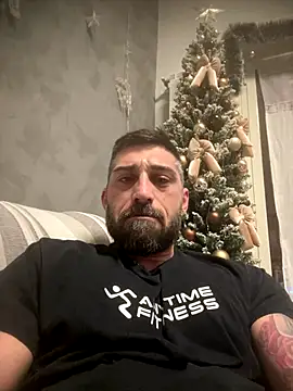Snapshot of GmGit chatting on December 2025 03:44:02 AM GmGit online show from December 2025 03:44:02 AM