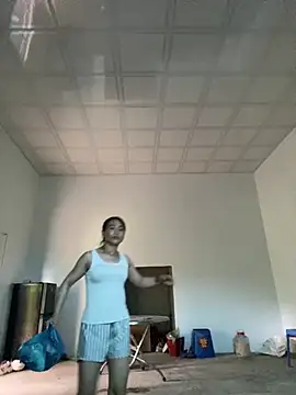 Snapshot of Skinny_vuet chatting on September 2025 01:38:02 AM Skinny vuet online show from September 2025 01:38:02 AM