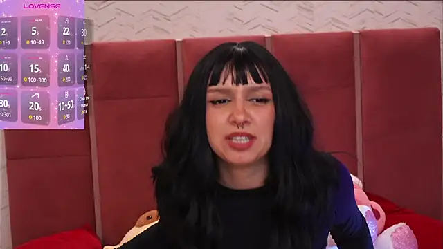 CoralineSky online show from October 2025 08:12:02 AM