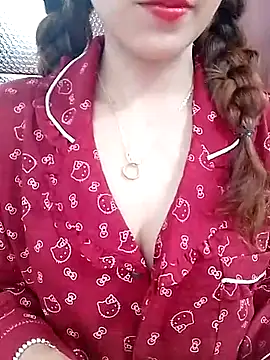 MyMy08 online show from October 2025 01:51:02 PM