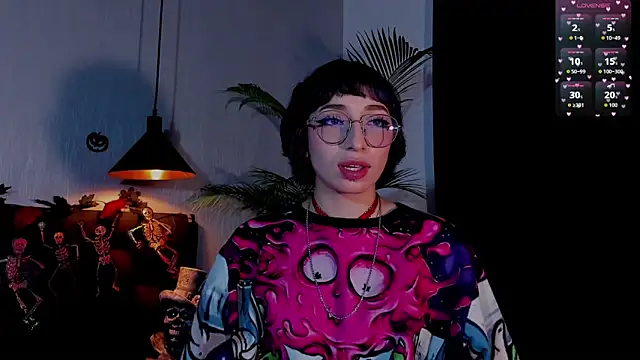 Snapshot of Lexyy_Bluee chatting on October 2025 06:34:01 AM Lexyy Bluee online show from October 2025 06:34:01 AM