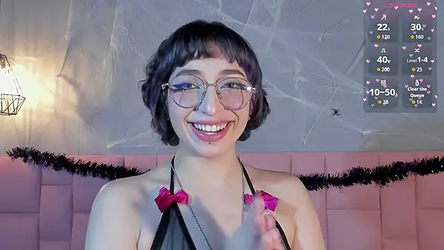 Snapshot of Lexyy_Bluee chatting on October 2025 03:24:01 PM Lexyy Bluee online show from October 2025 03:24:01 PM