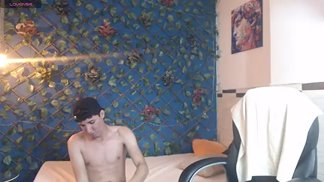 whitebull2606 online show from September 2025 12:38:02 PM