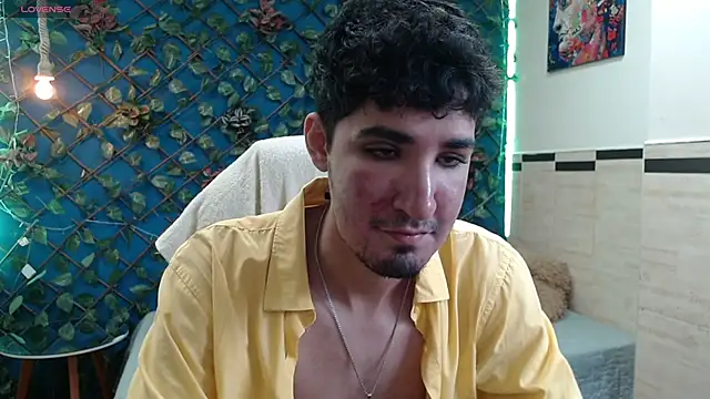 whitebull2606 online show from October 2025 02:17:02 PM