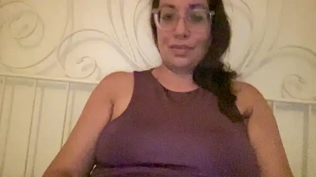 Snapshot of RosaFreya chatting on June 2026 03:17:02 PM RosaFreya online show from June 2026 03:17:02 PM