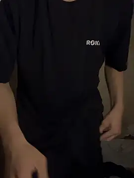 milkis024680 online show from October 2025 03:25:02 PM