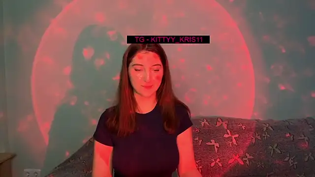 Snapshot of kitty_kristy1 chatting on November 2025 11:20:02 PM kitty kristy1 online show from November 2025 11:20:02 PM