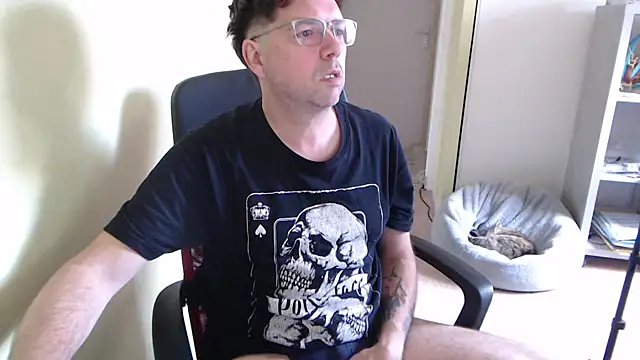 blueandwhite1 online show from May 2026 02:36:02 PM