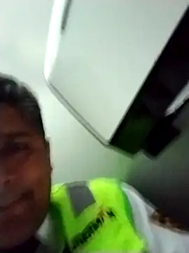 Snapshot of danigarci2307 chatting on October 2025 02:18:02 PM danigarci2307 online show from October 2025 02:18:02 PM