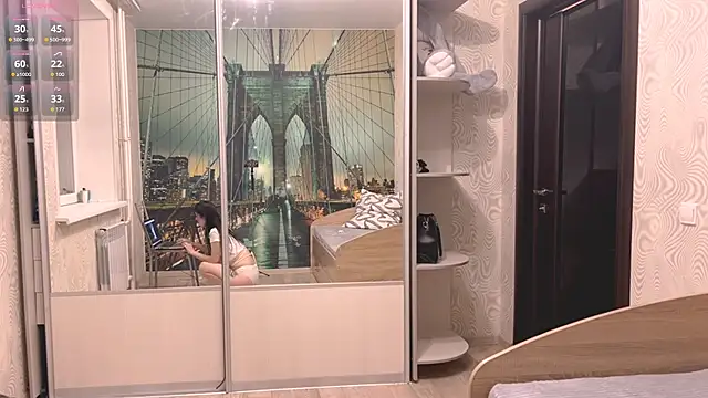 TianaWidell online show from November 2025 01:23:01 PM