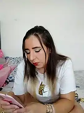 isabella lovem online show from January 2026 06:43:02 PM