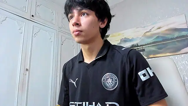 Tyler durten online show from December 2025 03:23:01 AM