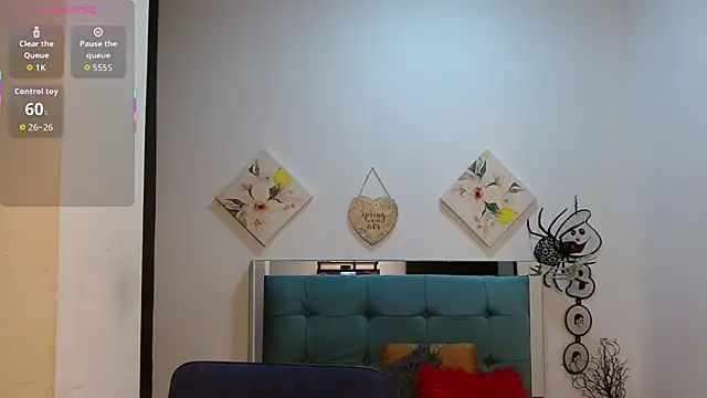 Snapshot of Sara_f_W chatting on October 2025 01:22:01 AM Sara f W online show from October 2025 01:22:01 AM