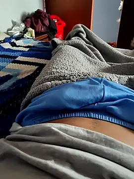 Snapshot of loesool chatting on November 2025 09:21:02 PM loesool online show from November 2025 09:21:02 PM