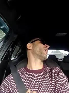 Snapshot of siad@xh chatting on December 2025 12:45:01 PM siadxh online show from December 2025 12:45:01 PM