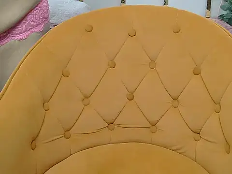 Its-ishikaa online show from November 2025 04:01:02 AM