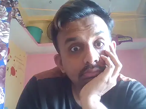 Nihaal17 online show from November 2025 07:08:02 AM