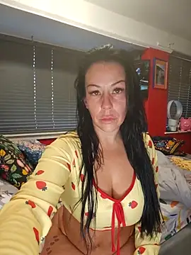 Filthymaddymilfy25 online show from May 2026 07:19:02 PM