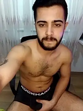 Ozi1910 online show from October 2025 02:35:02 PM