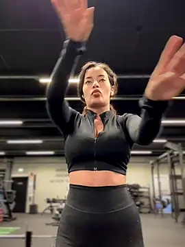 Snapshot of Risky_Workouts chatting on October 2025 09:54:01 AM Risky Workouts online show from October 2025 09:54:01 AM