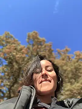 Snapshot of Risky_Workouts chatting on October 2025 09:09:01 AM Risky Workouts online show from October 2025 09:09:01 AM