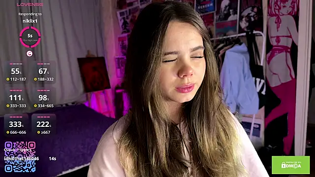 PinkiRay online show from September 2025 04:28:01 PM