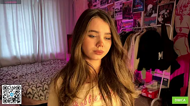 PinkiRay online show from October 2025 12:36:02 PM