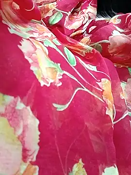 Snapshot of Hot_pooja55 chatting on October 2025 02:10:01 AM Hot pooja55 online show from October 2025 02:10:01 AM