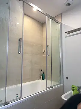 Snapshot of prettylittlefooxy chatting on November 2025 11:10:01 AM prettylittlefooxy online show from November 2025 11:10:01 AM