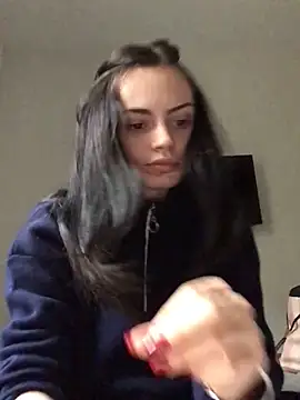 Snapshot of prettylittlefooxy chatting on November 2025 12:15:02 PM prettylittlefooxy online show from November 2025 12:15:02 PM