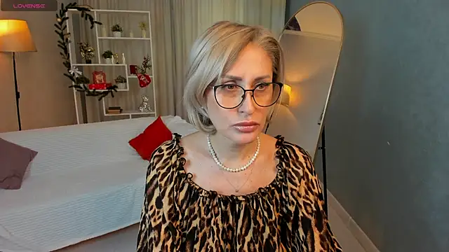 PamellaMurphy online show from December 2025 04:30:02 AM